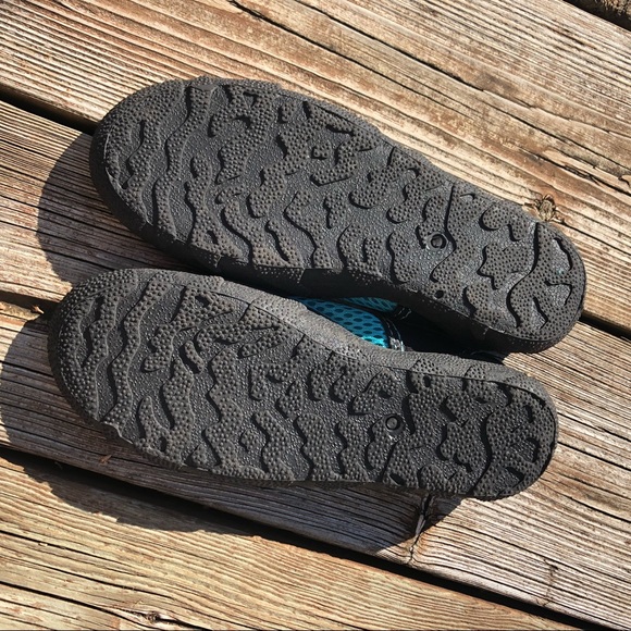 Water shoes!!! 🐸 💦 🌺 🌱 💧 - Picture 6 of 6